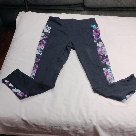 NWOT Skechers women's high waist medium sized  athletic pants - Picture 1 of 11